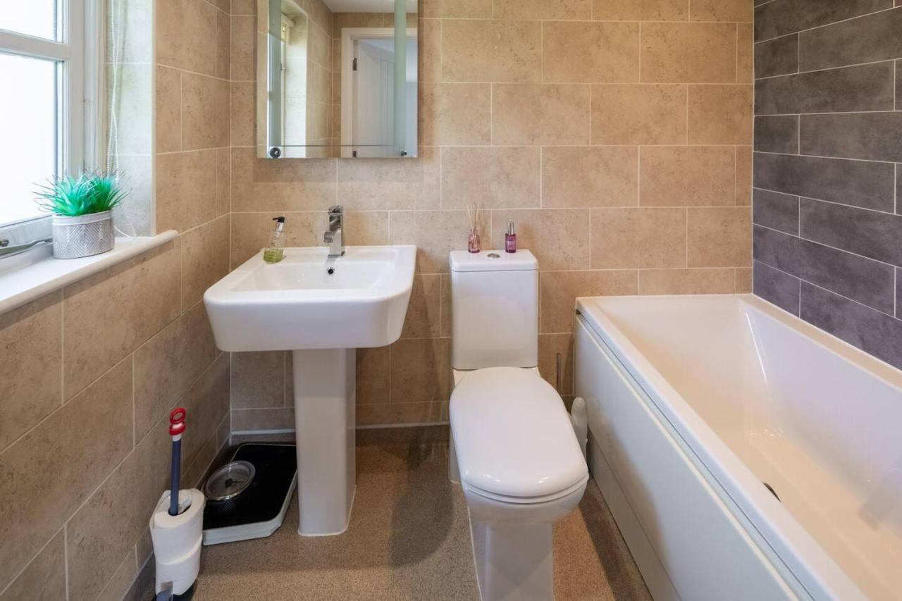 Osbornes Holiday House Near Exeter With Swimming Pool Esterno foto
